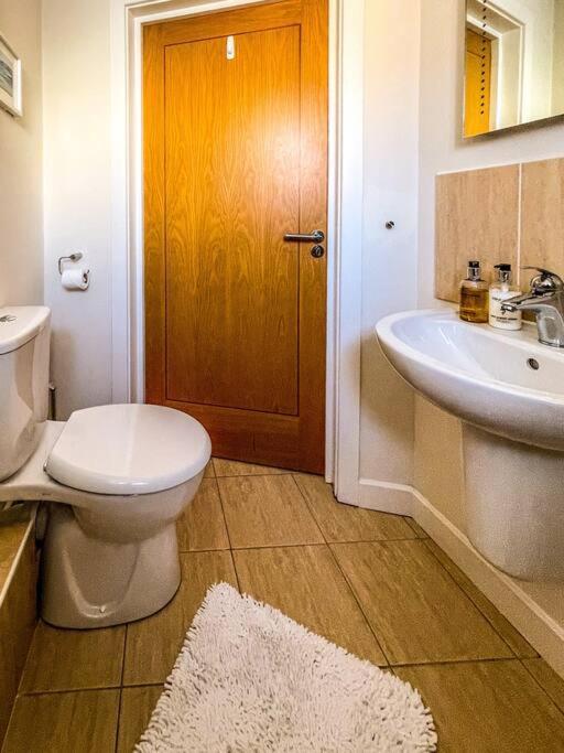Soho Beach Apartment With Fabulous Sea View And 2 Minutes To The Beach With Free Parking And Netflix Bournemouth Buitenkant foto
